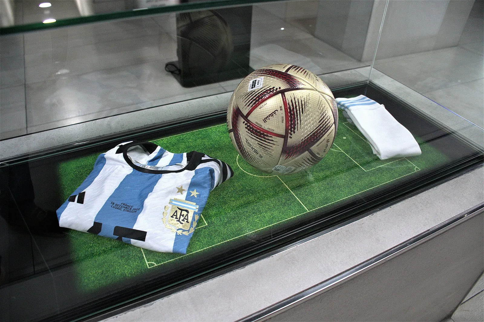 ¿Quién jugó más partidos con la selección argentina?